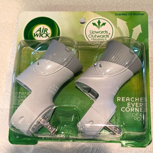 Air Wick scented oil warmers (5) plug-ins, 2 are NIB, 3 EUC - Picture 2 of 5